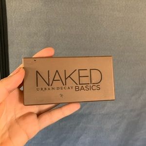 Urban Decay Naked Basics Eyeshadow Palette